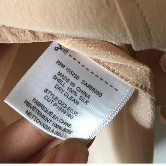 EQUIPMENT SLIM SIGNATURE SILK SHIRT Size L  light peach - Picture 2 of 5